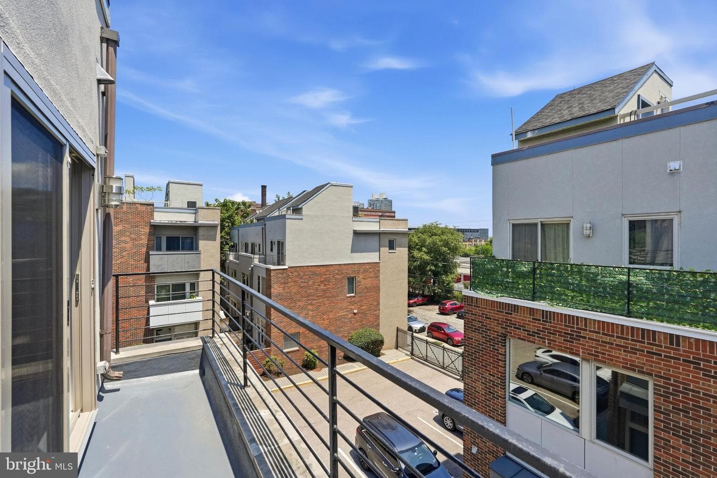 412 N Front St # 27 photo 11