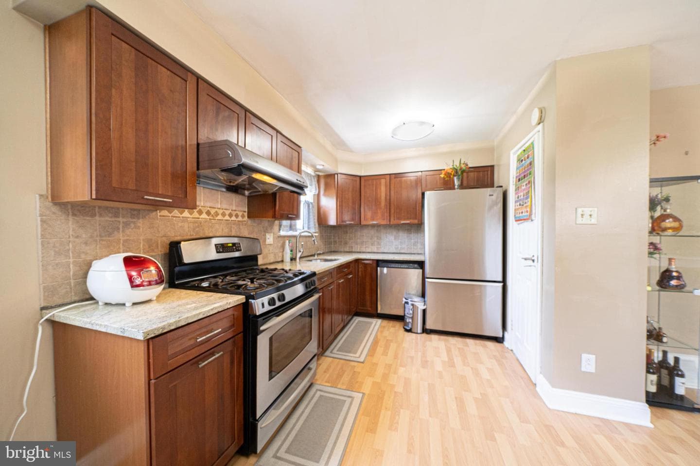 2225 Conwell Ave photo 10