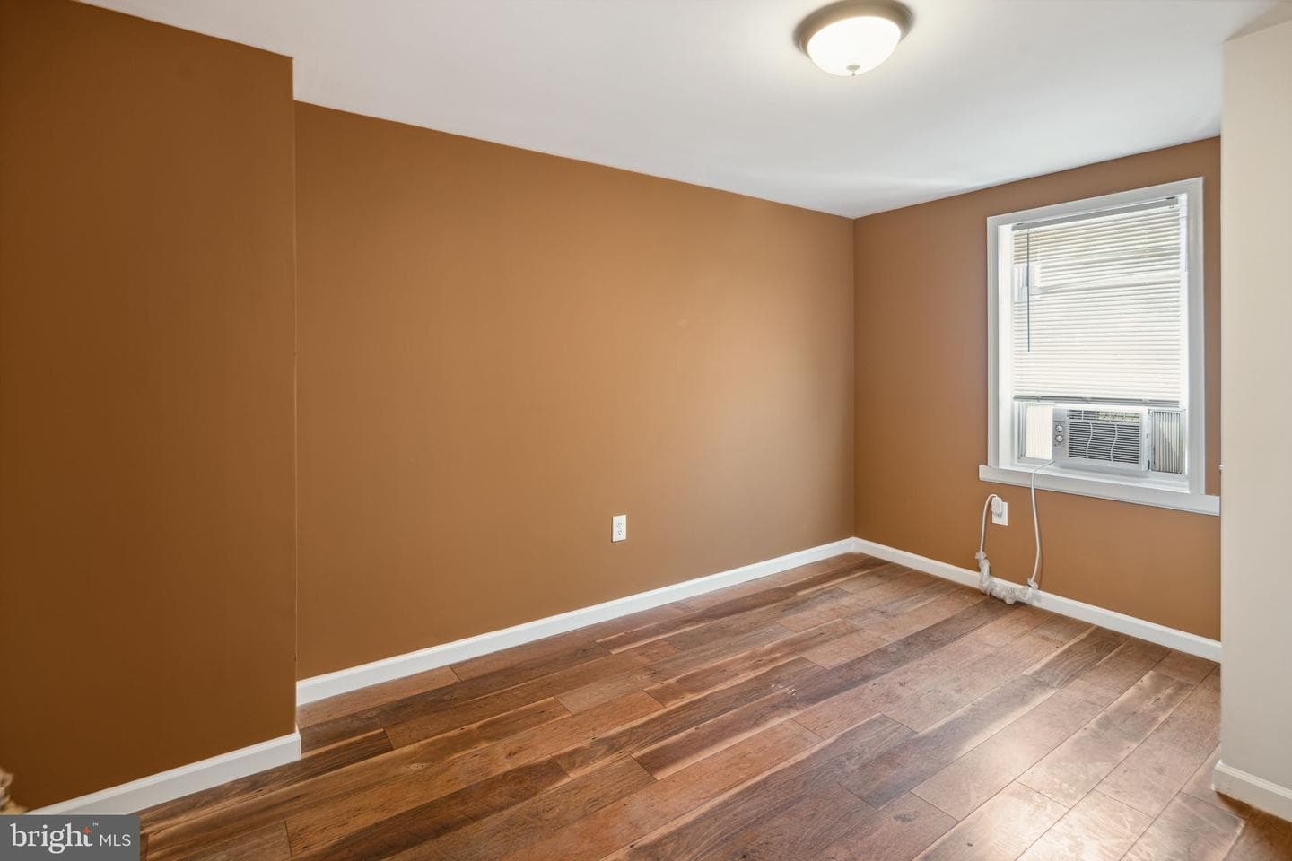 1612 Fontain Street photo 9