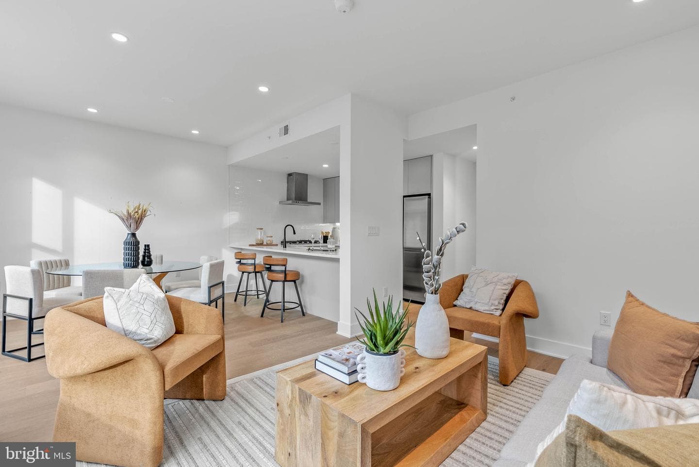 635 N 7th Street #b7b photo 3