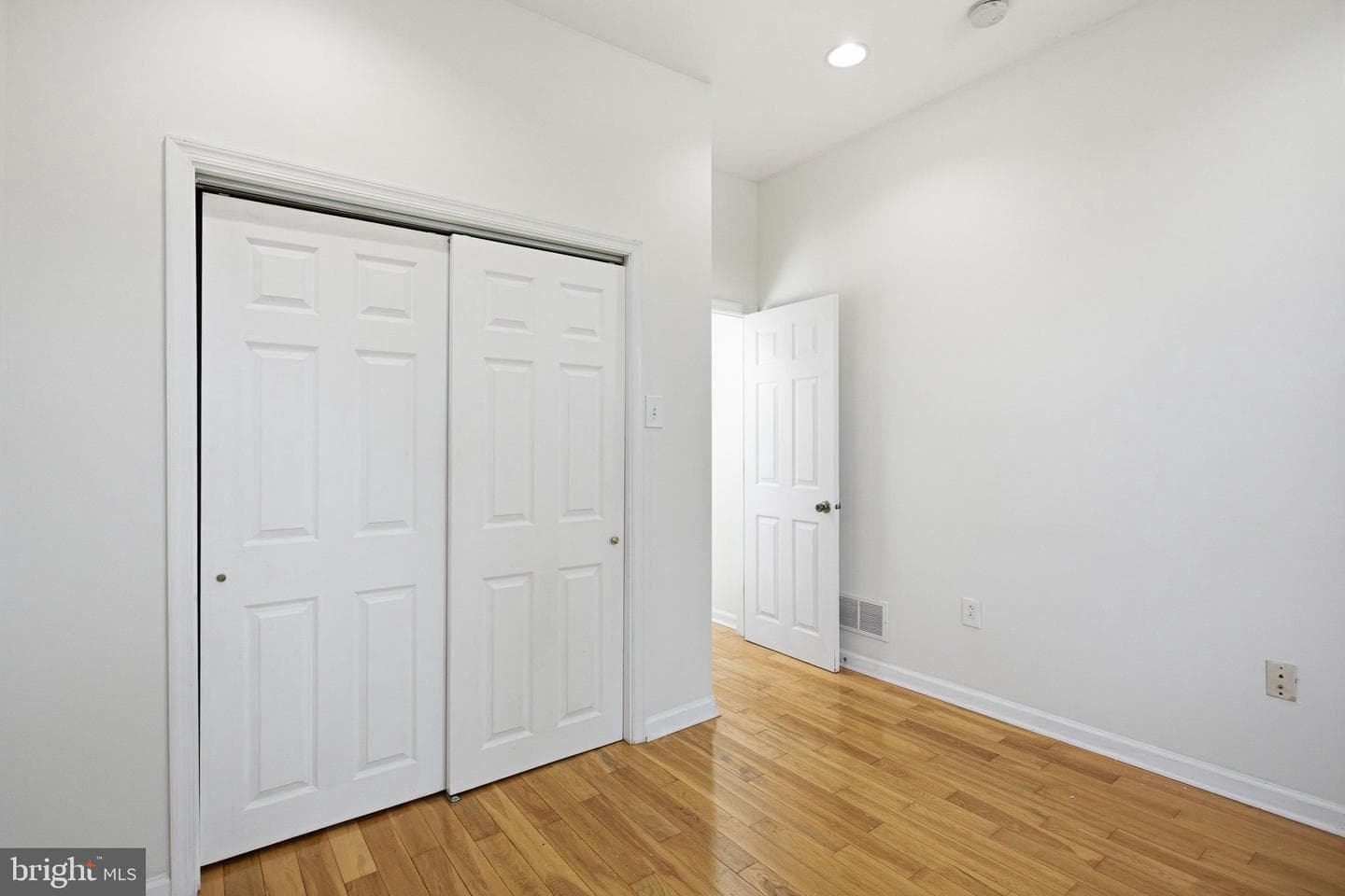 1717 Webster Street photo 16