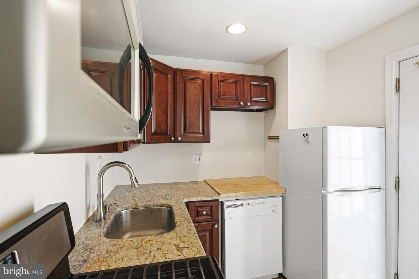 1717 Webster Street photo 5