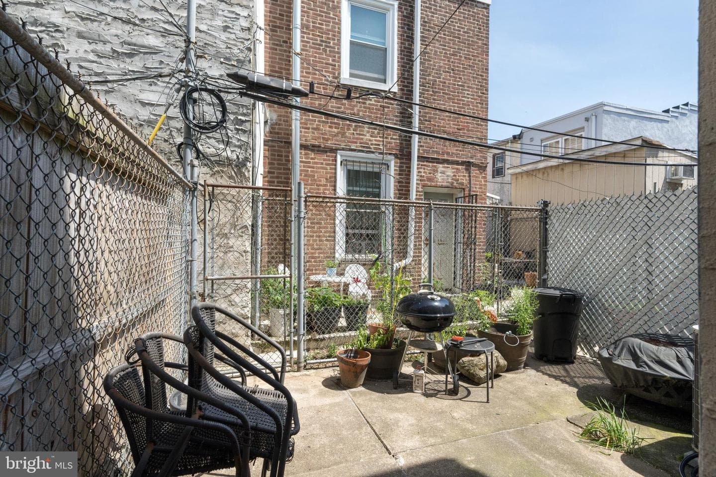 351 W Master Street photo 18