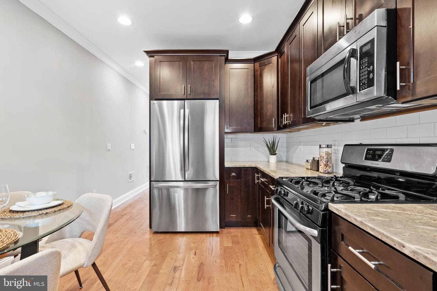 2144 E Tucker Street photo 8