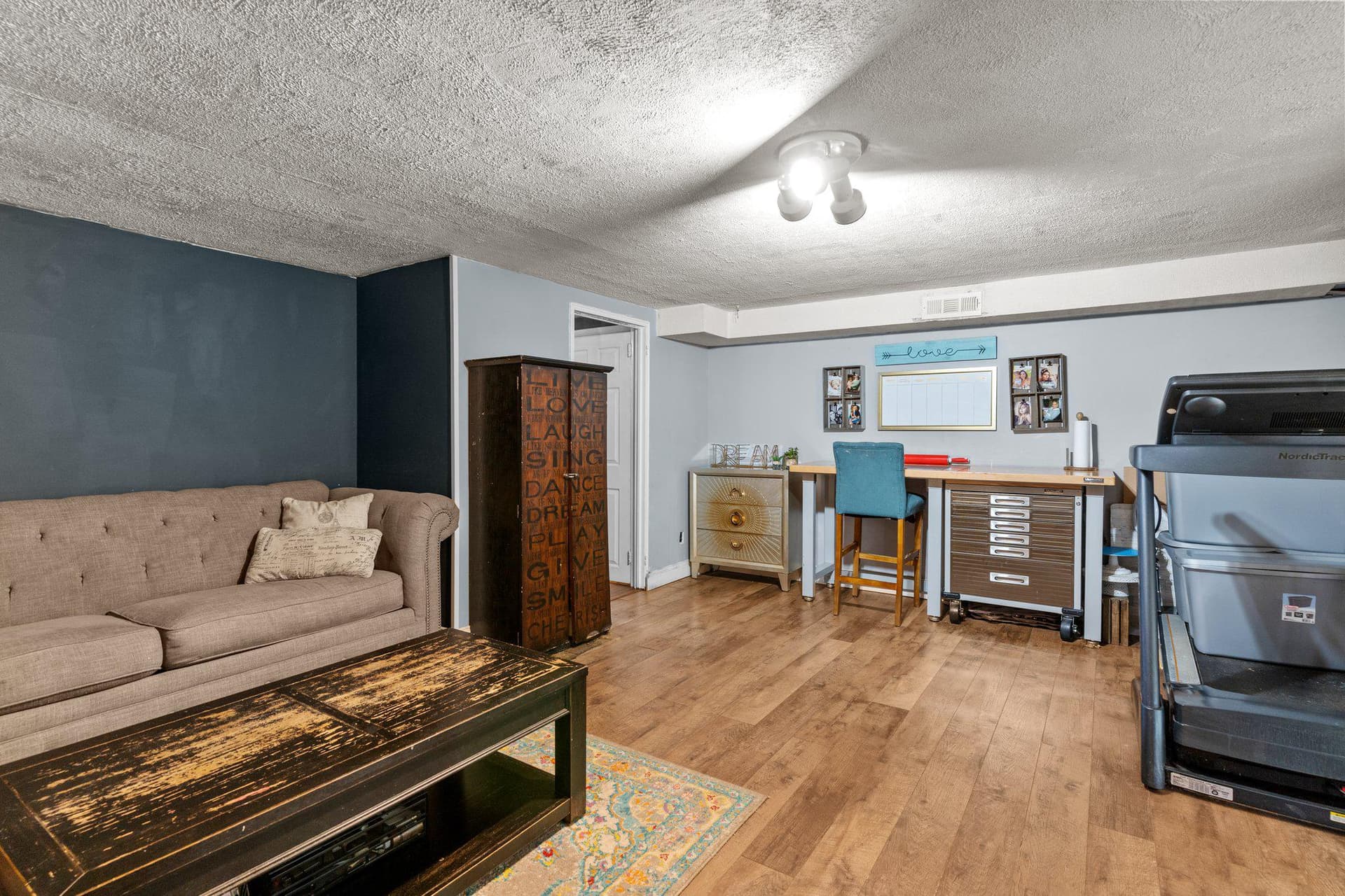 3670 Sussex Lane photo 22