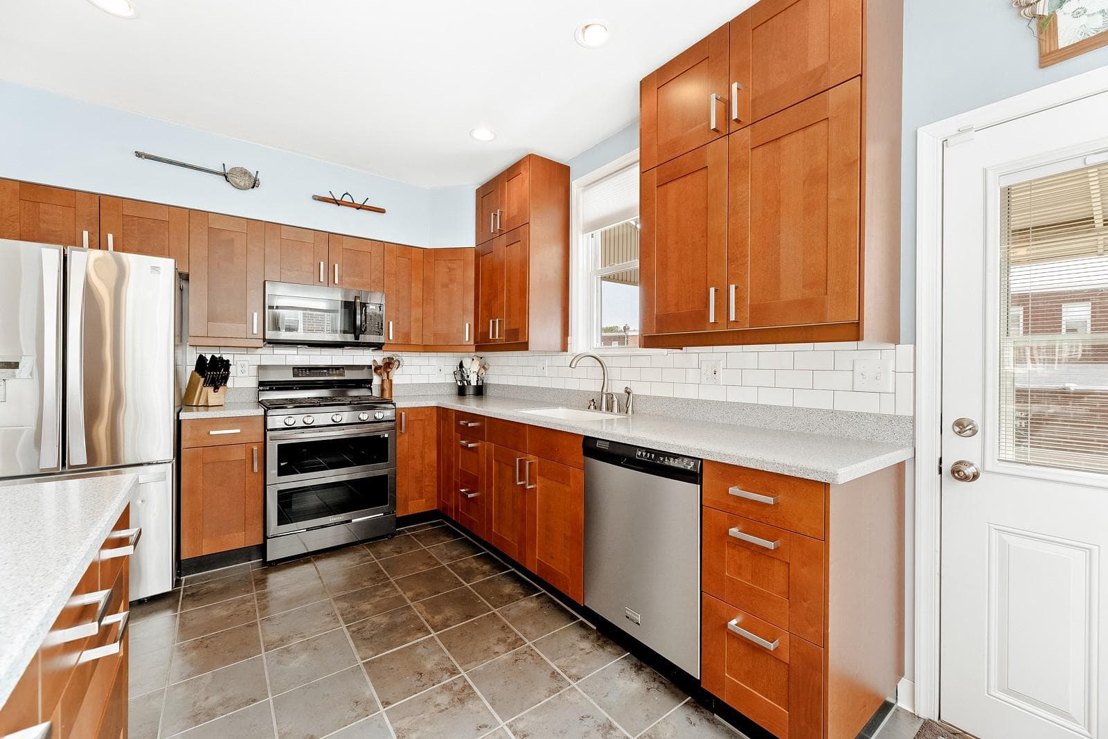 1808 Lansing Street photo 12