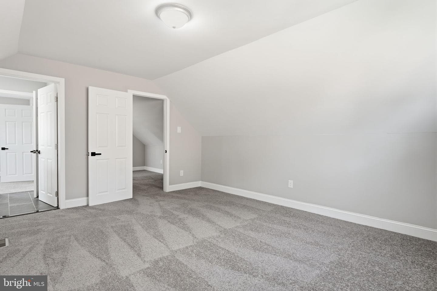 2873 Comly Road photo 26