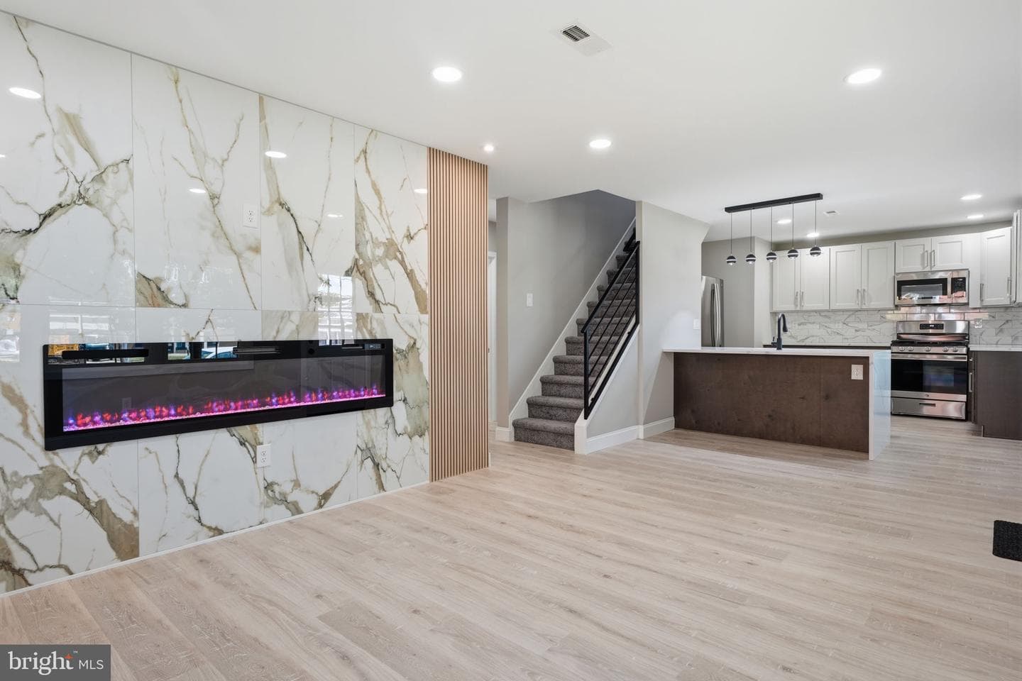 2873 Comly Road photo 3