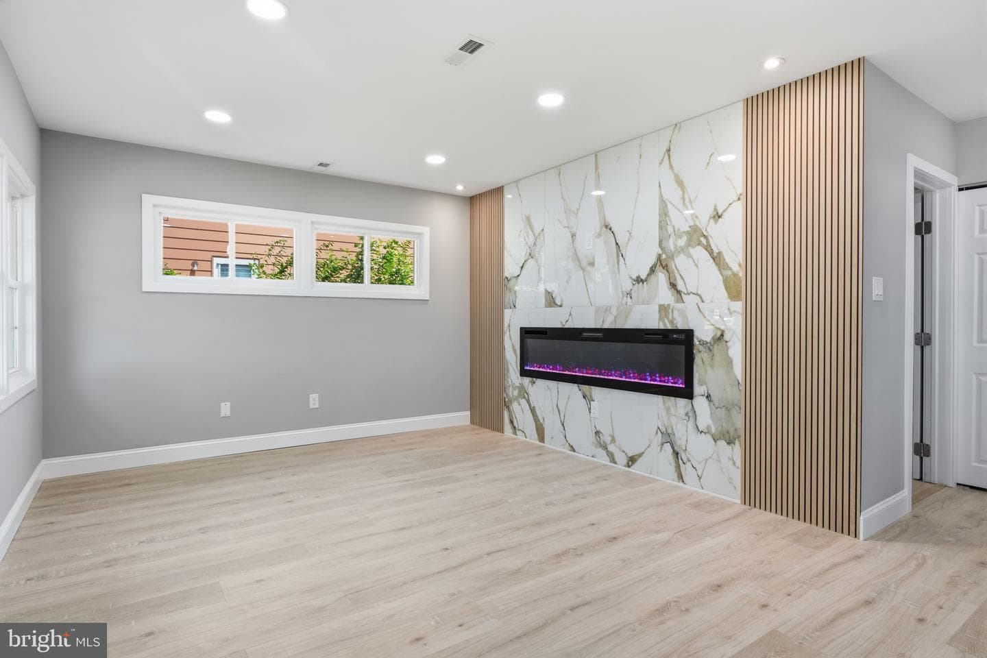 2873 Comly Road photo 4