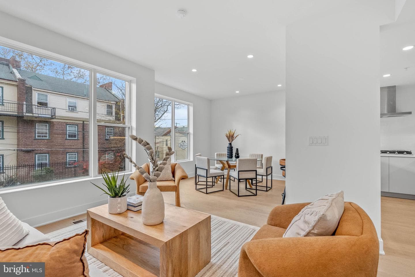 637 N 7th Street #c4b, Philadelphia