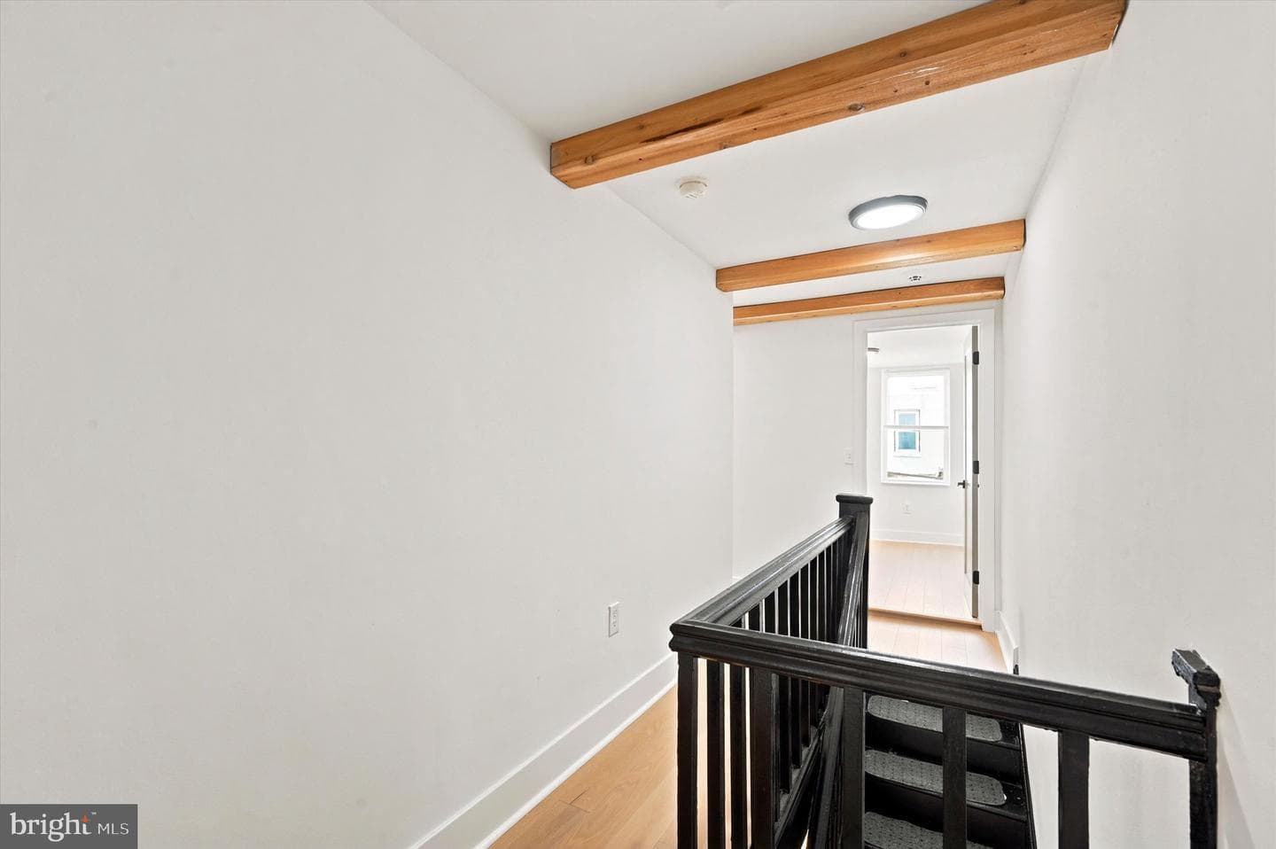 636 Mcclellan Street photo 29