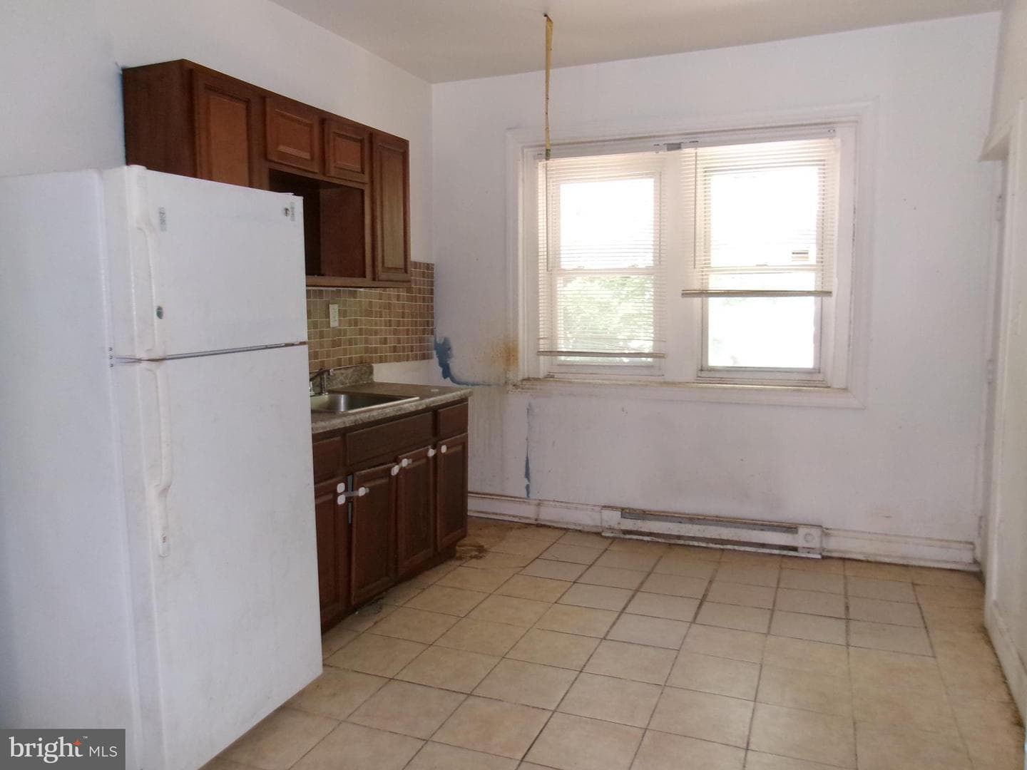 5829 Warrington Avenue photo 9