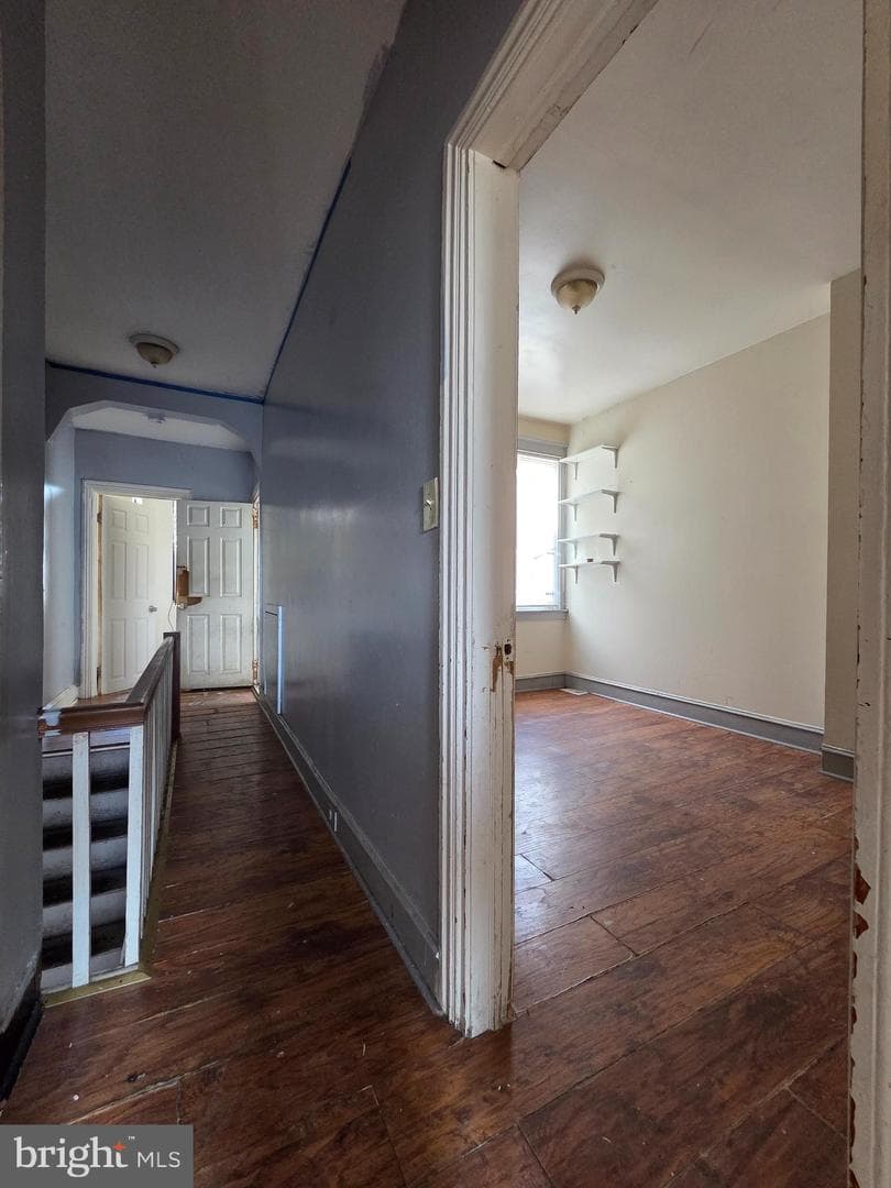 2831 N Howard St photo 10
