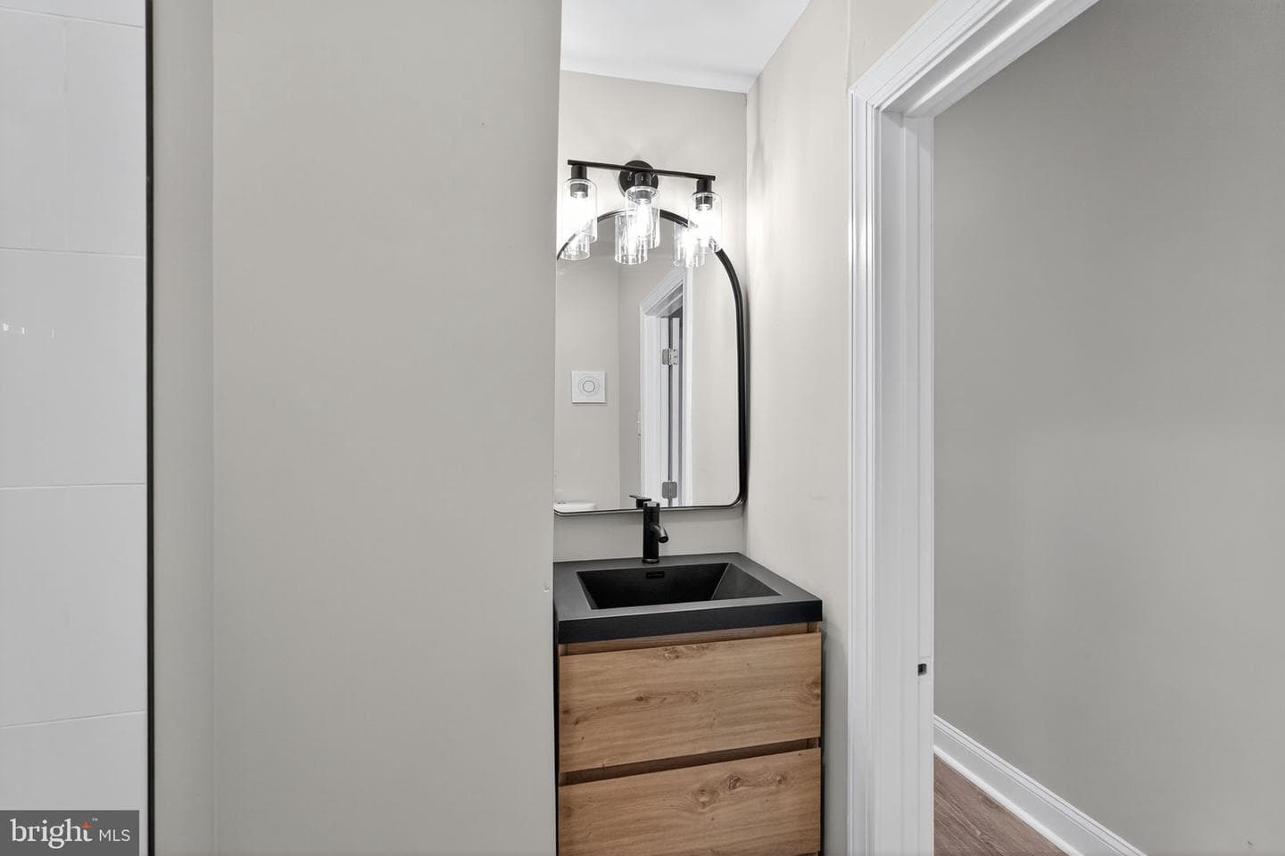 5055 Brown Street photo 20