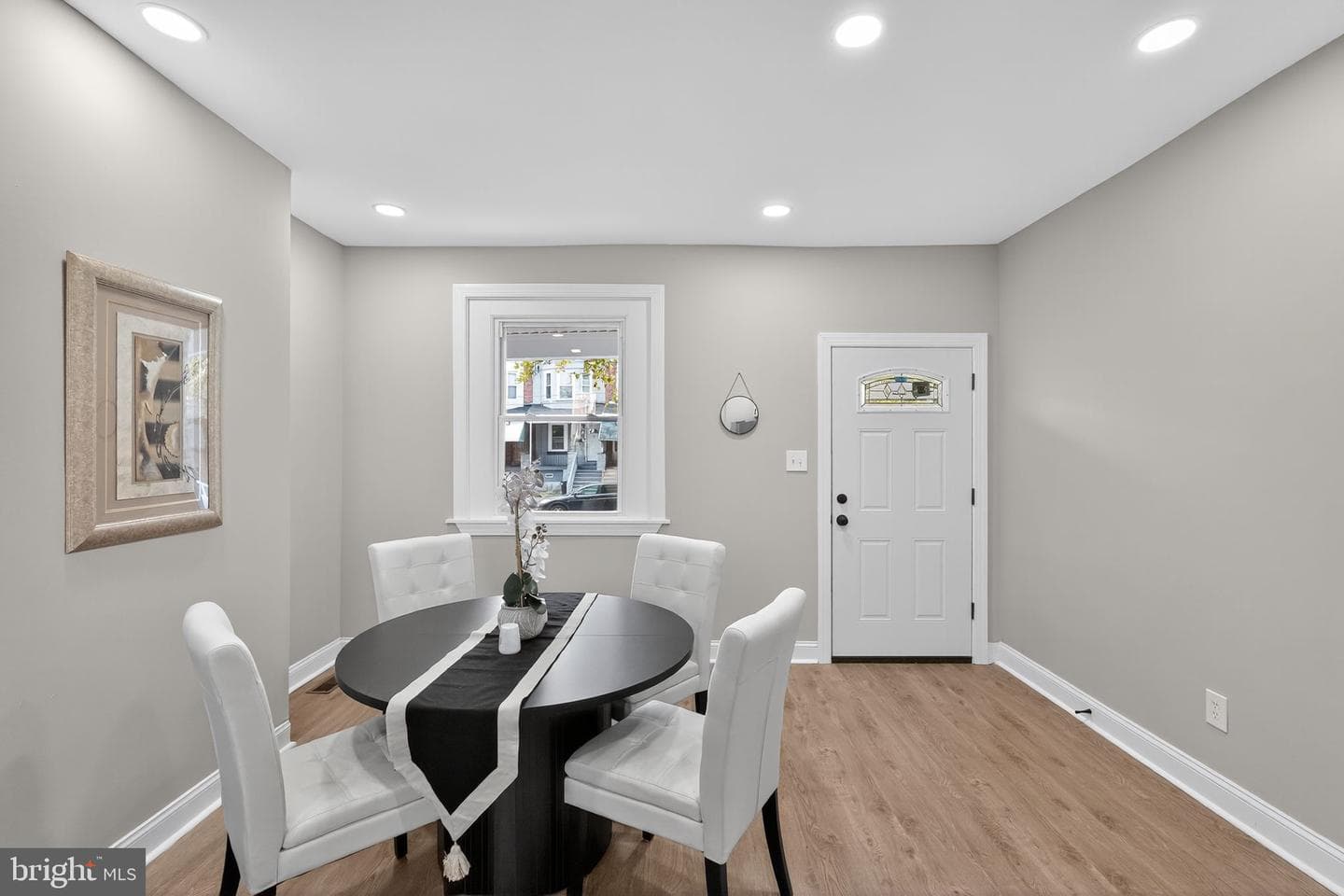 5055 Brown Street photo 8