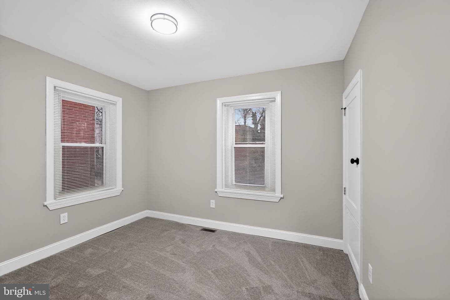 6111 Baynton St photo 19