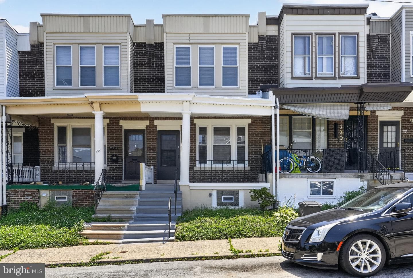 222 E Dorset St photo 26