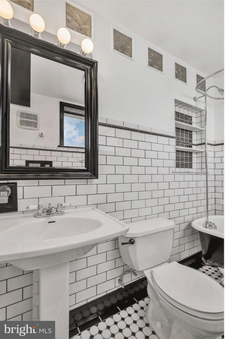2019 Kimball Street photo 14