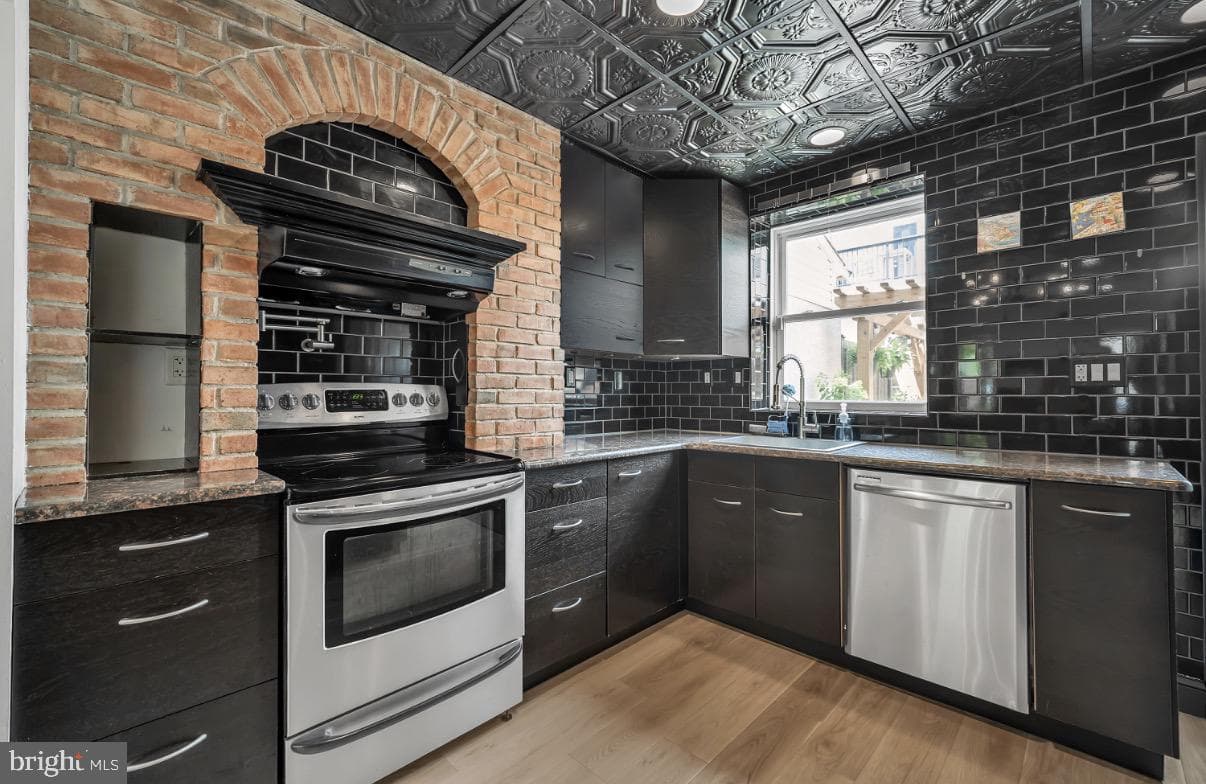 2019 Kimball Street photo 8