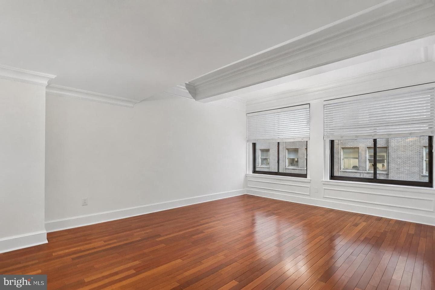 1500 Chestnut Street #7d photo 4