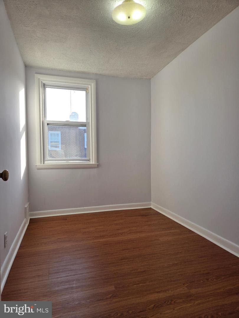 4544 Robbins Street photo 15