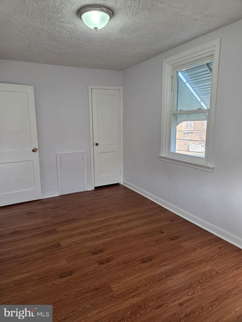 4544 Robbins Street photo 18