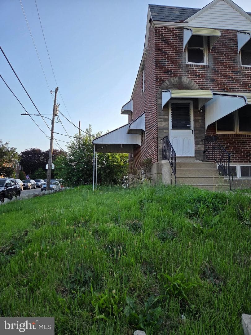 4544 Robbins Street, Philadelphia