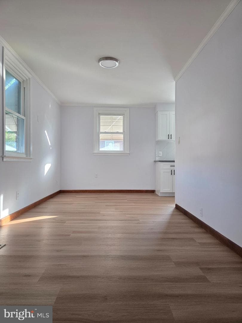 4544 Robbins Street photo 6