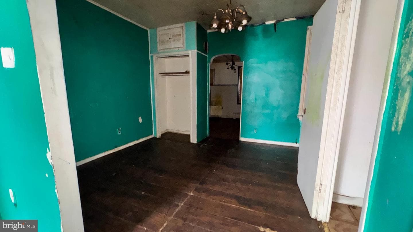 5750 Hegerman Street photo 7