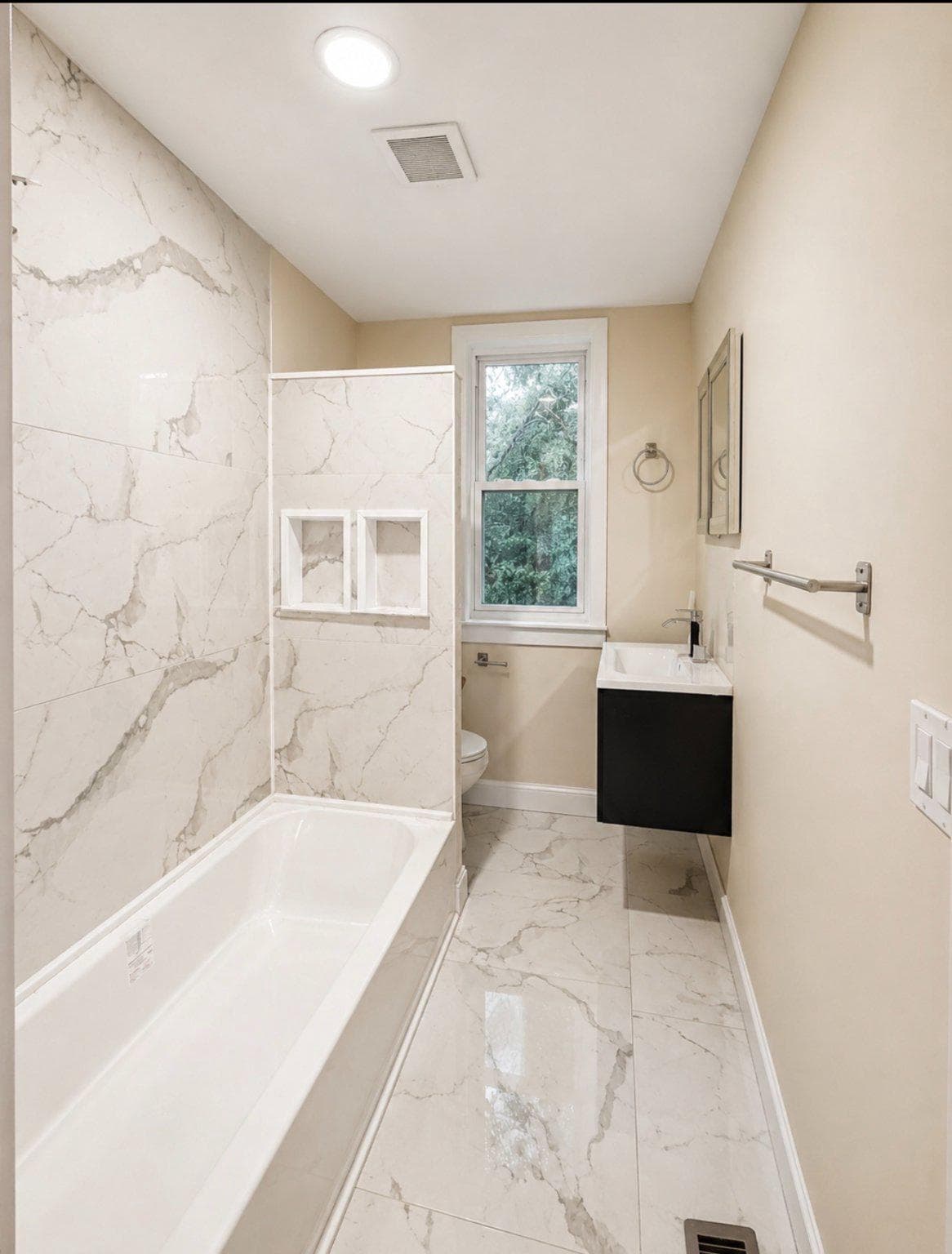 2534 Bonaffon Street photo 15