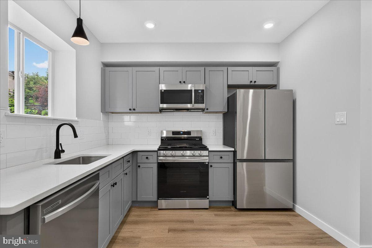 4929 Ogden Street photo 17