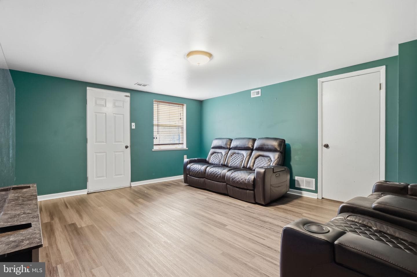 10227 N Canterbury Road photo 21