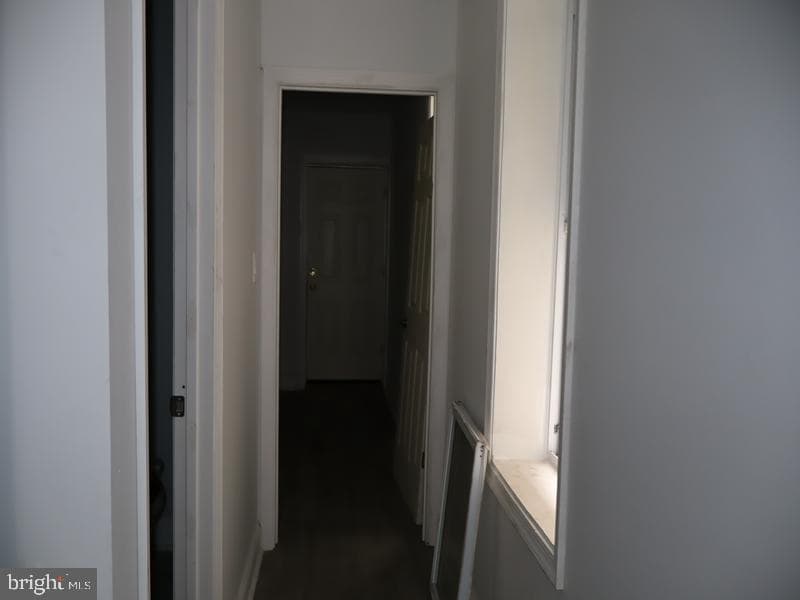 2113 N Woodstock Street photo 7