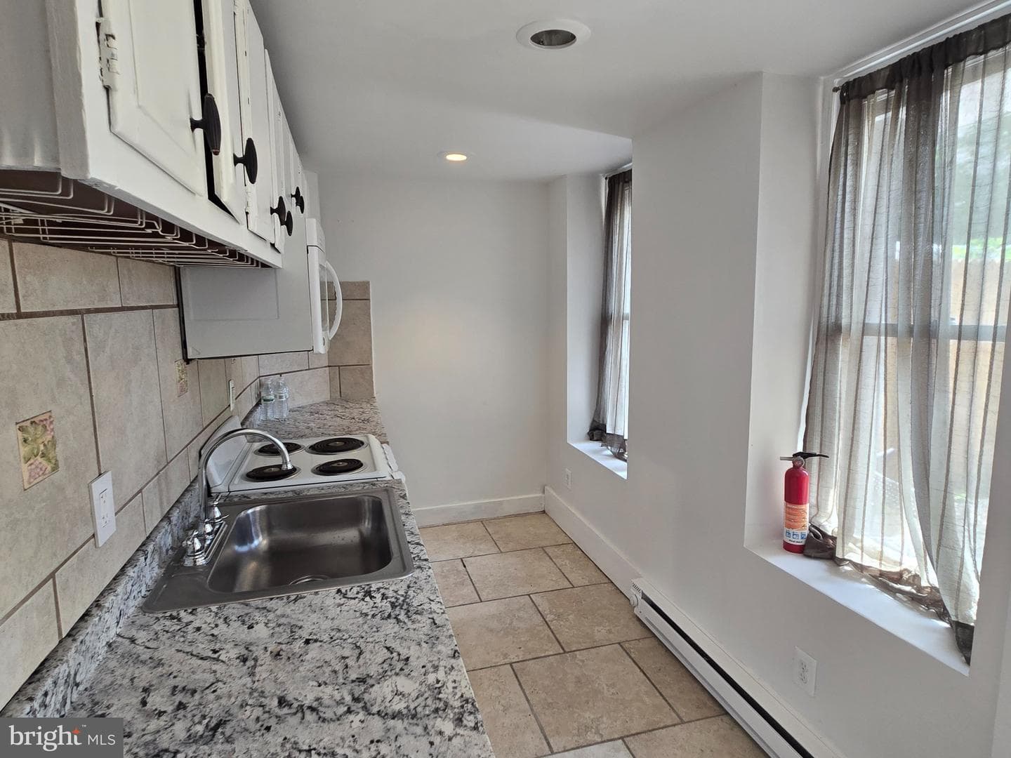 628 N Shedwick photo 4