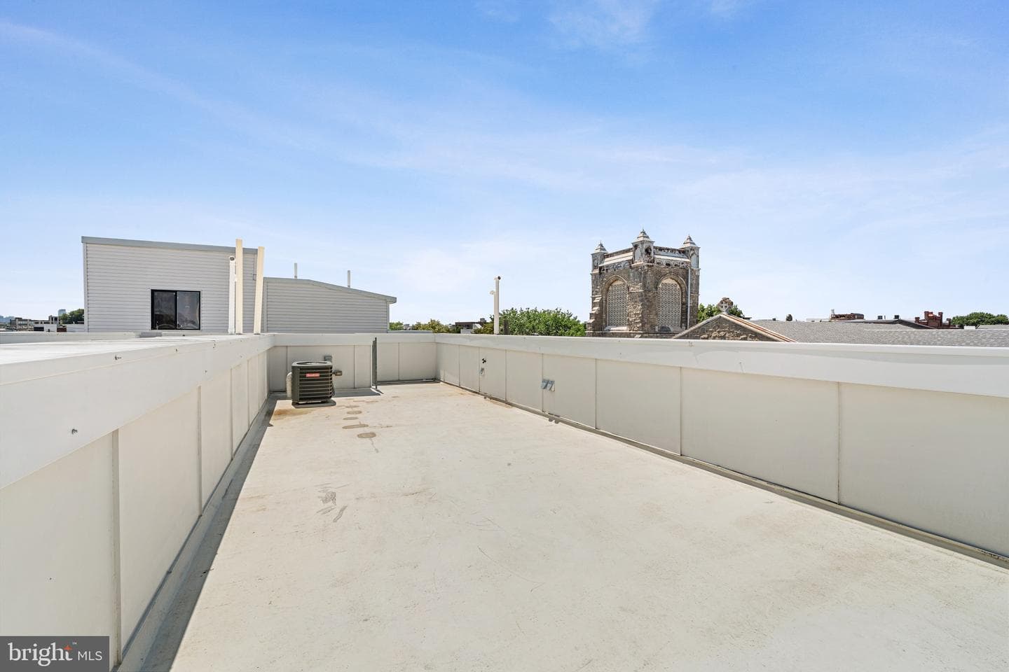 2300 E Dakota Street photo 26