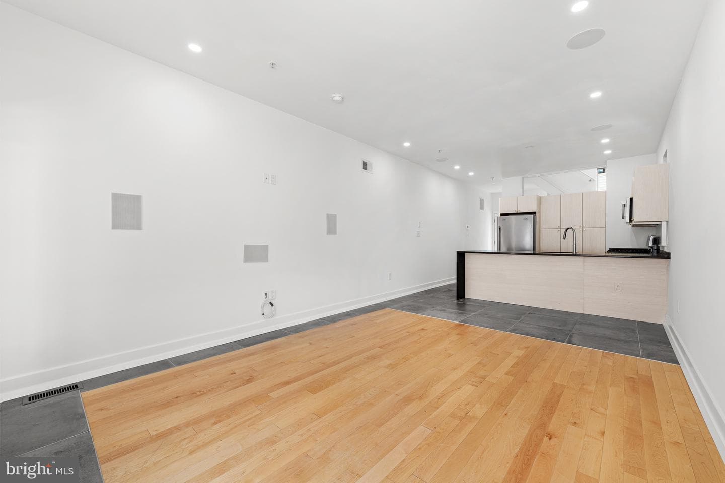 2300 E Dakota Street photo 3