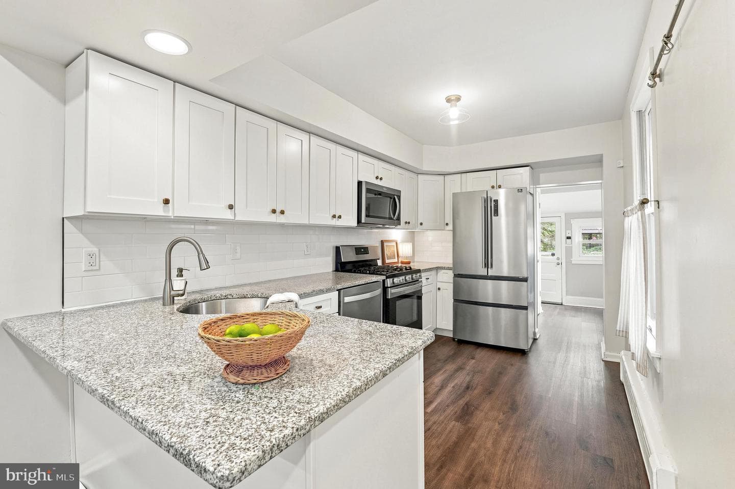 131 Dawson Street photo 5