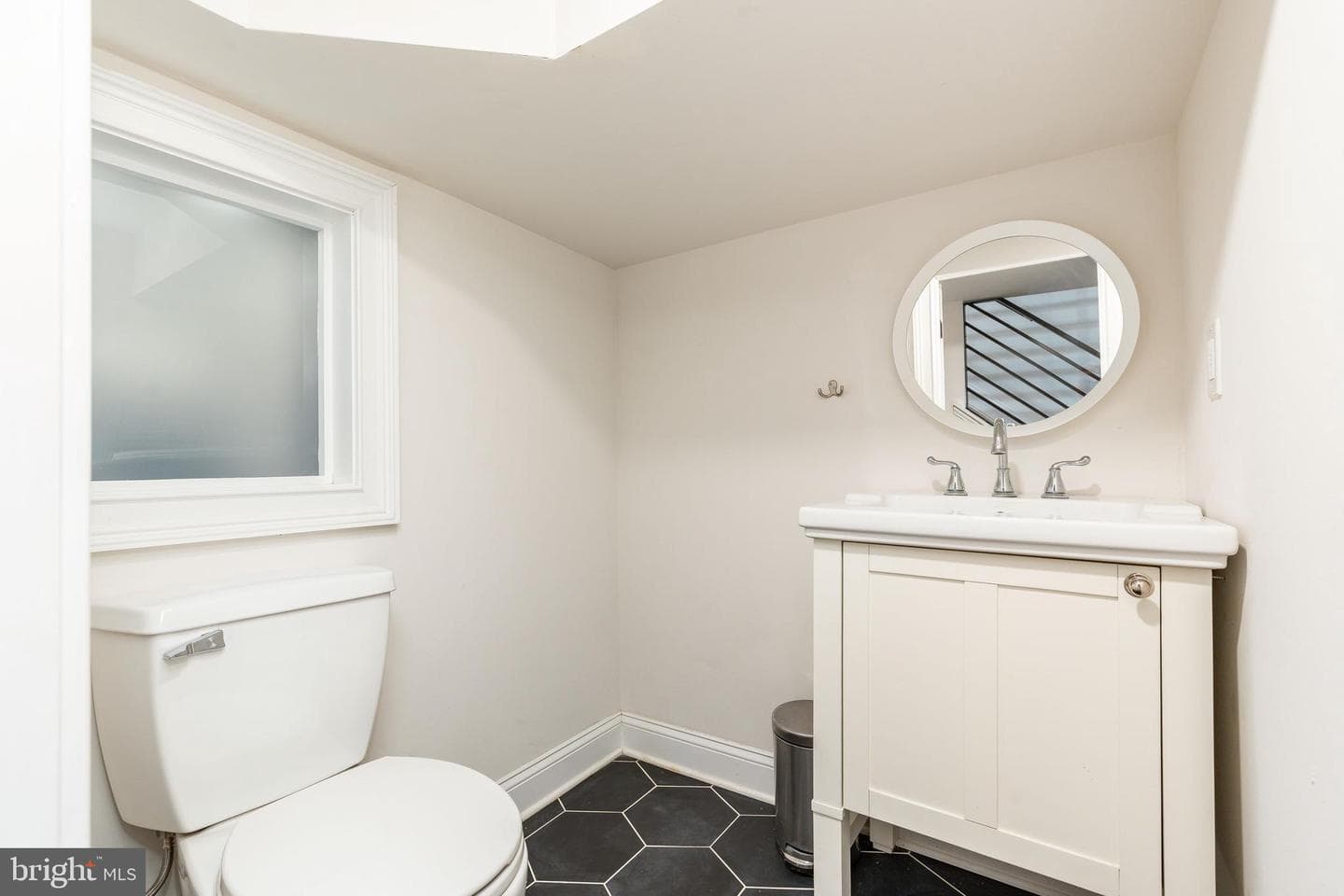 1651 E Berks Street photo 32