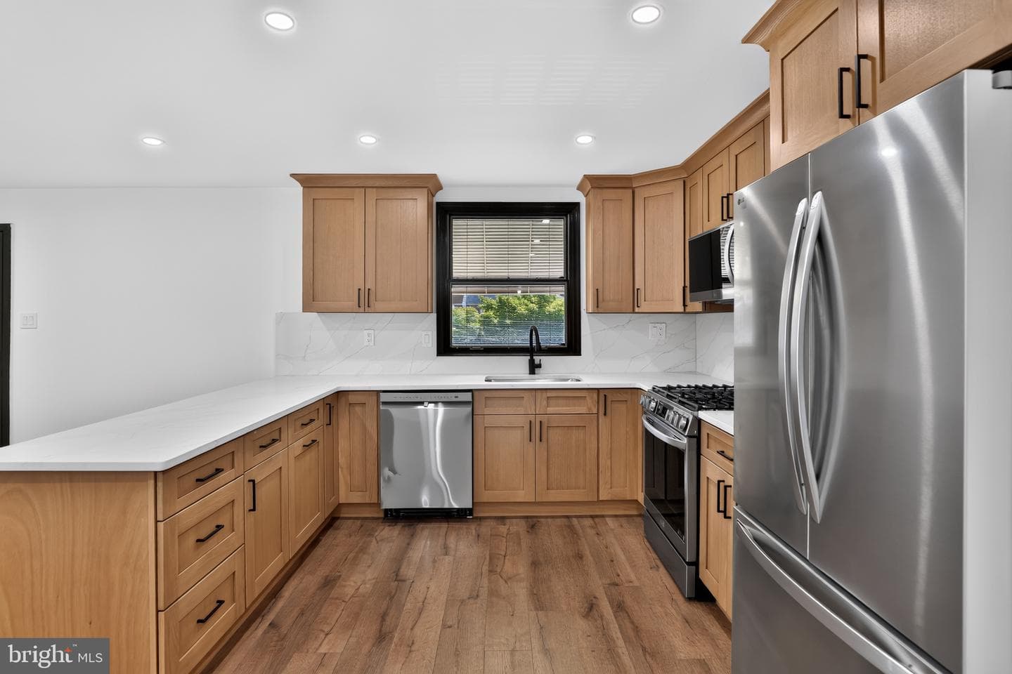 601 Colebrook Road photo 8