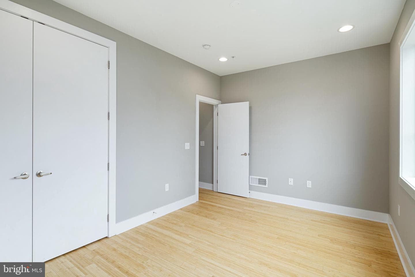 919 N 5th Street #7 photo 18