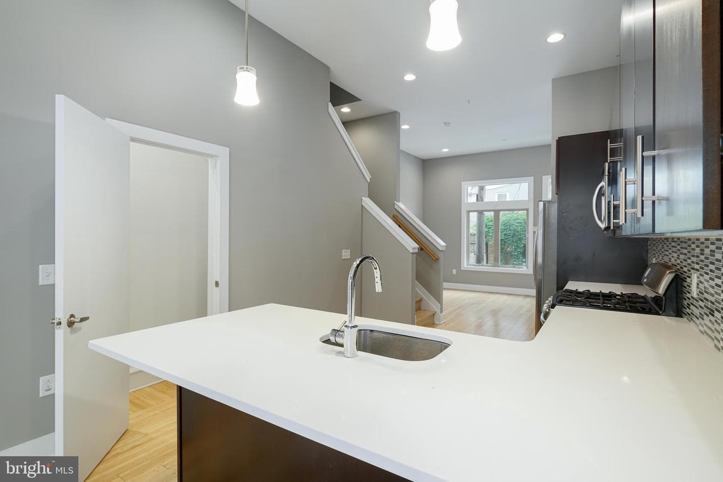 919 N 5th Street #7 photo 4