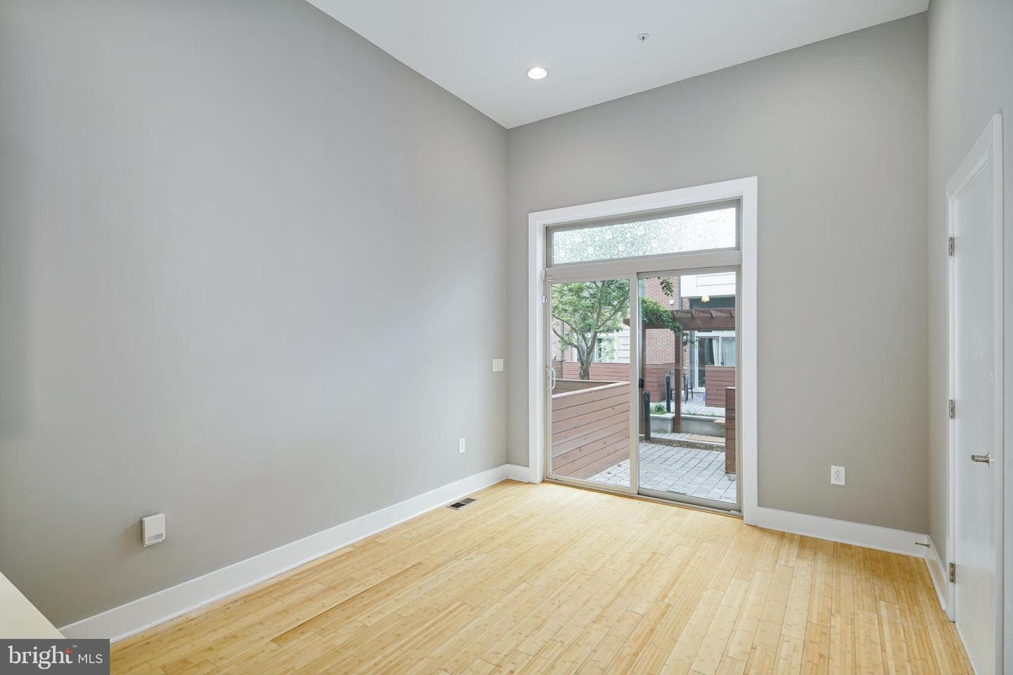 919 N 5th Street #7 photo 6