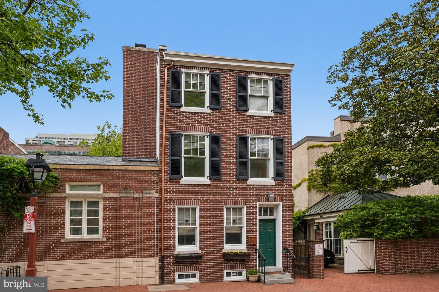 605 Pine Street, Philadelphia