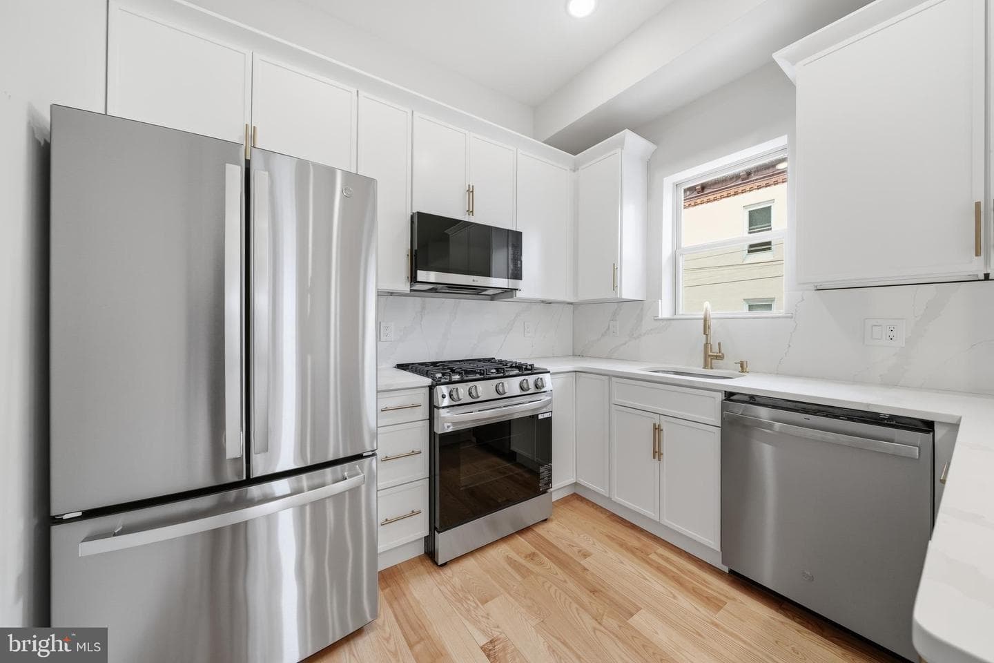 1826 S 22nd Street #a photo 3