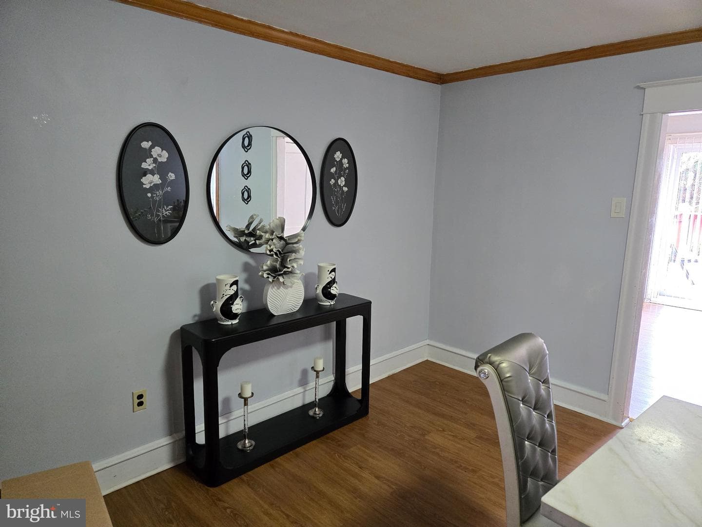 3355 Princeton Avenue photo 5