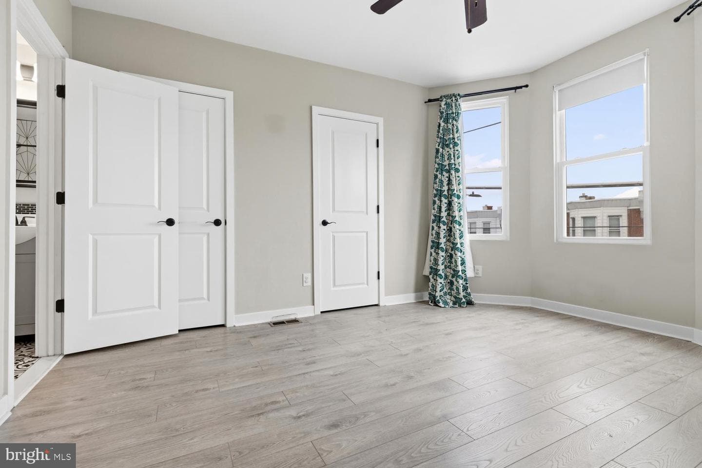 57 E Hortter Street photo 11