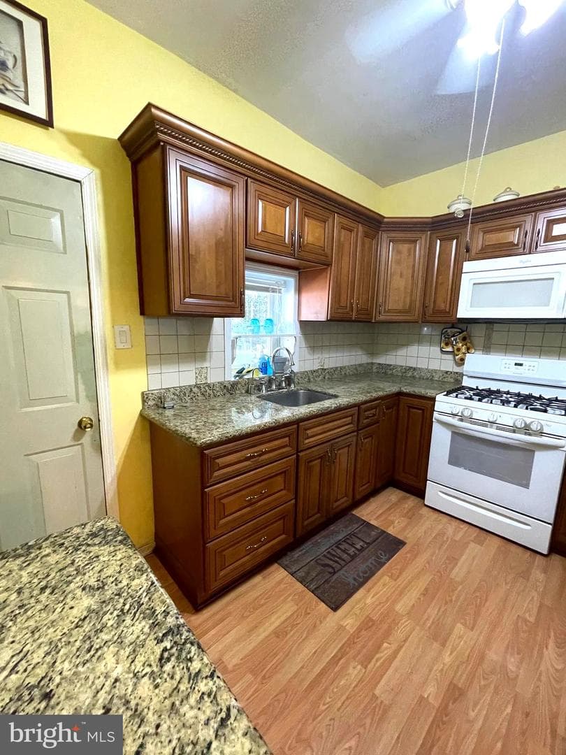 3726 N 9th Street photo 9