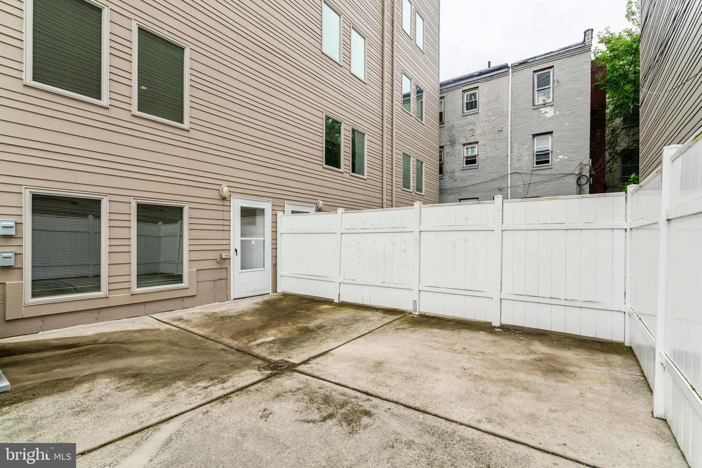 1238 N 6th Street #a photo 33