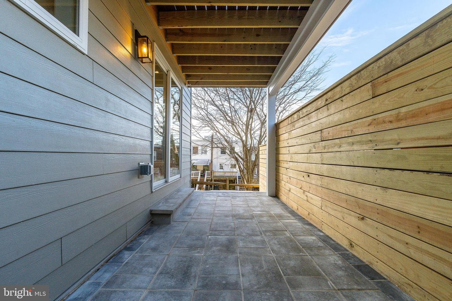 252 Gates Street photo 11