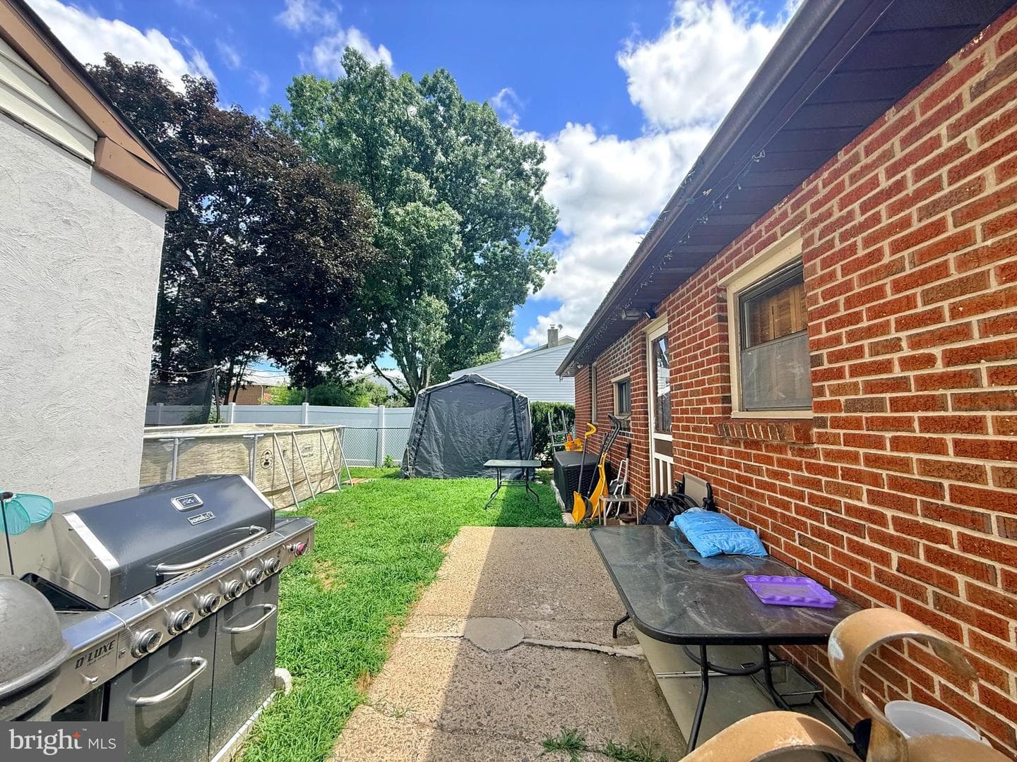 9612 Hilspach Street photo 9